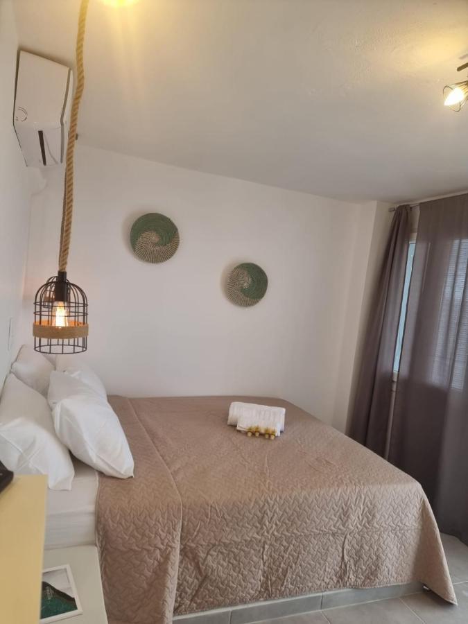 Joannes Vacation Rooms Adamantas  ภายนอก รูปภาพ