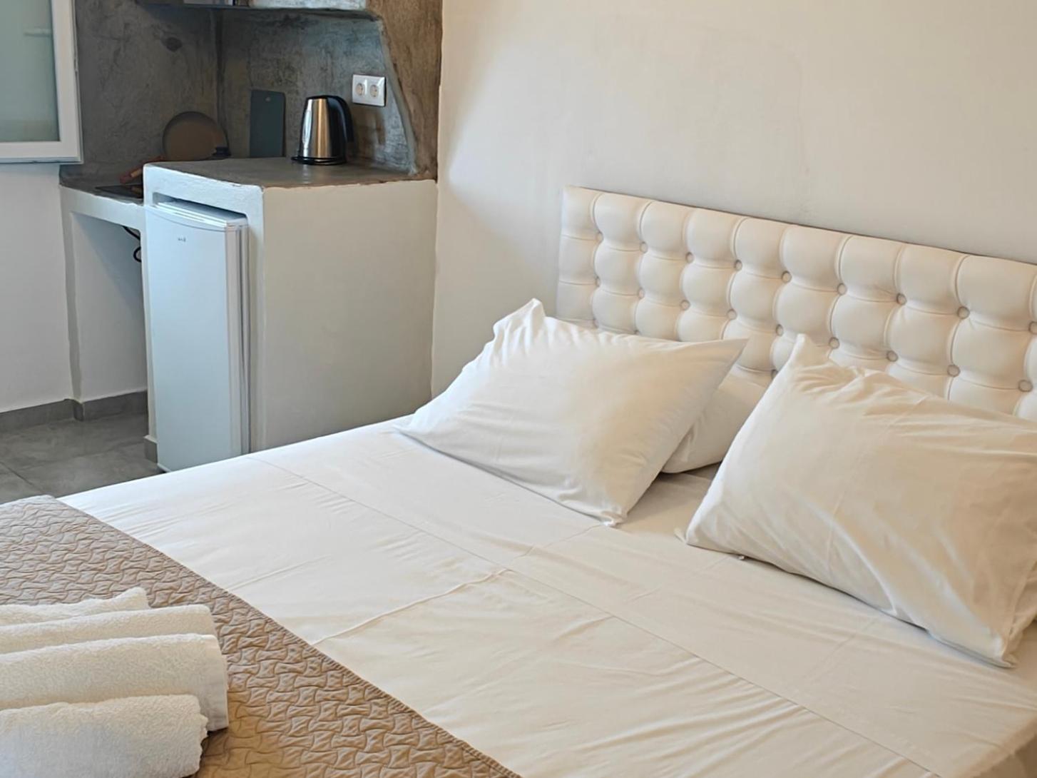 Joannes Vacation Rooms Adamantas  ภายนอก รูปภาพ