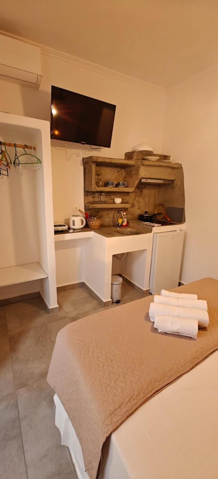 Joannes Vacation Rooms Adamantas  ภายนอก รูปภาพ