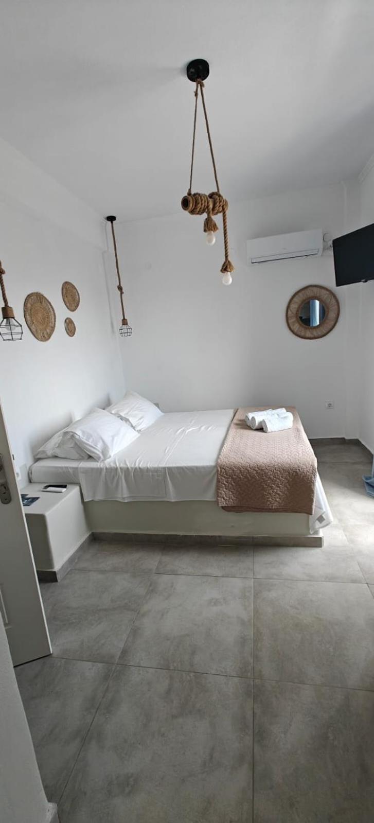 Joannes Vacation Rooms Adamantas  ภายนอก รูปภาพ